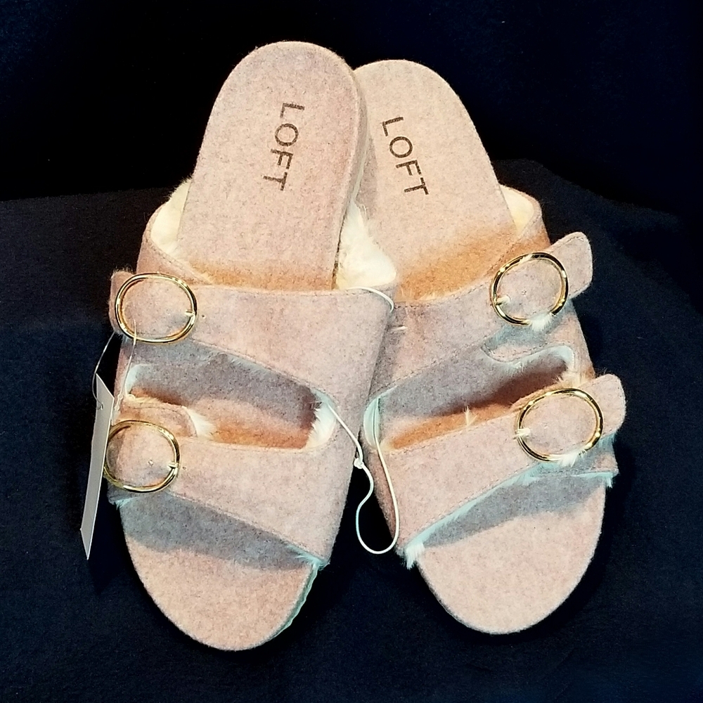 Loft Fur Lined Buckle Indoor & Outdoor Slippers Cozy Comfort Meets Versa…